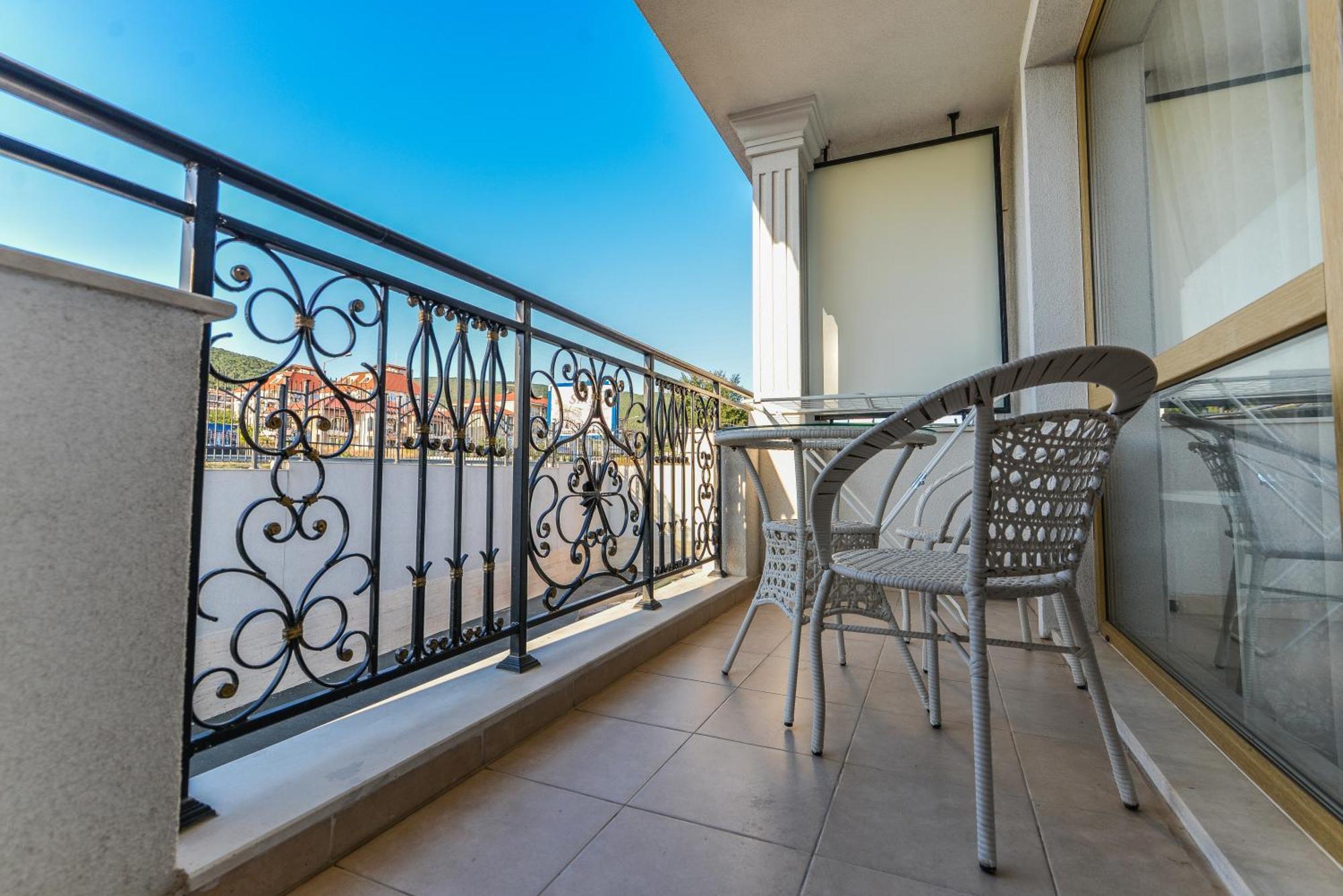 Villa Florence Boutique Apart Hotel Sveti Vlas Extérieur photo
