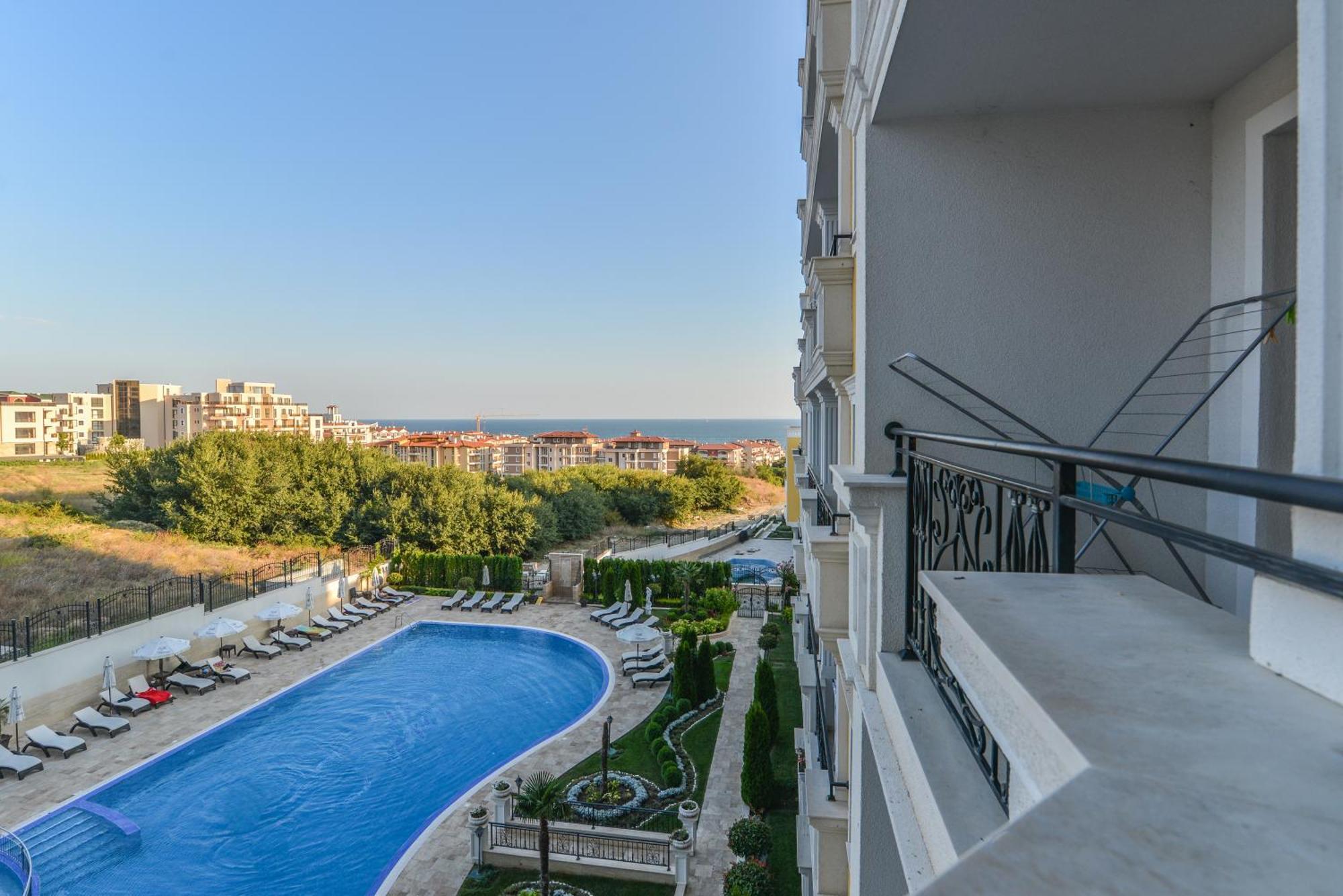 Villa Florence Boutique Apart Hotel Sveti Vlas Extérieur photo